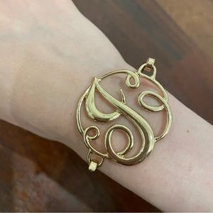 Gold monogram “I” bracelet